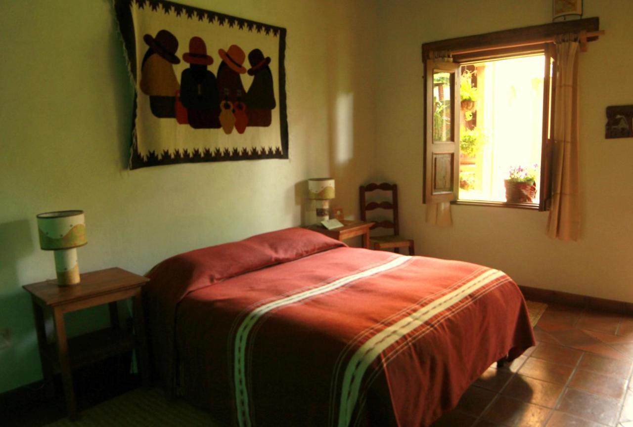 Posada Yolihuani Patzcuaro Phòng bức ảnh